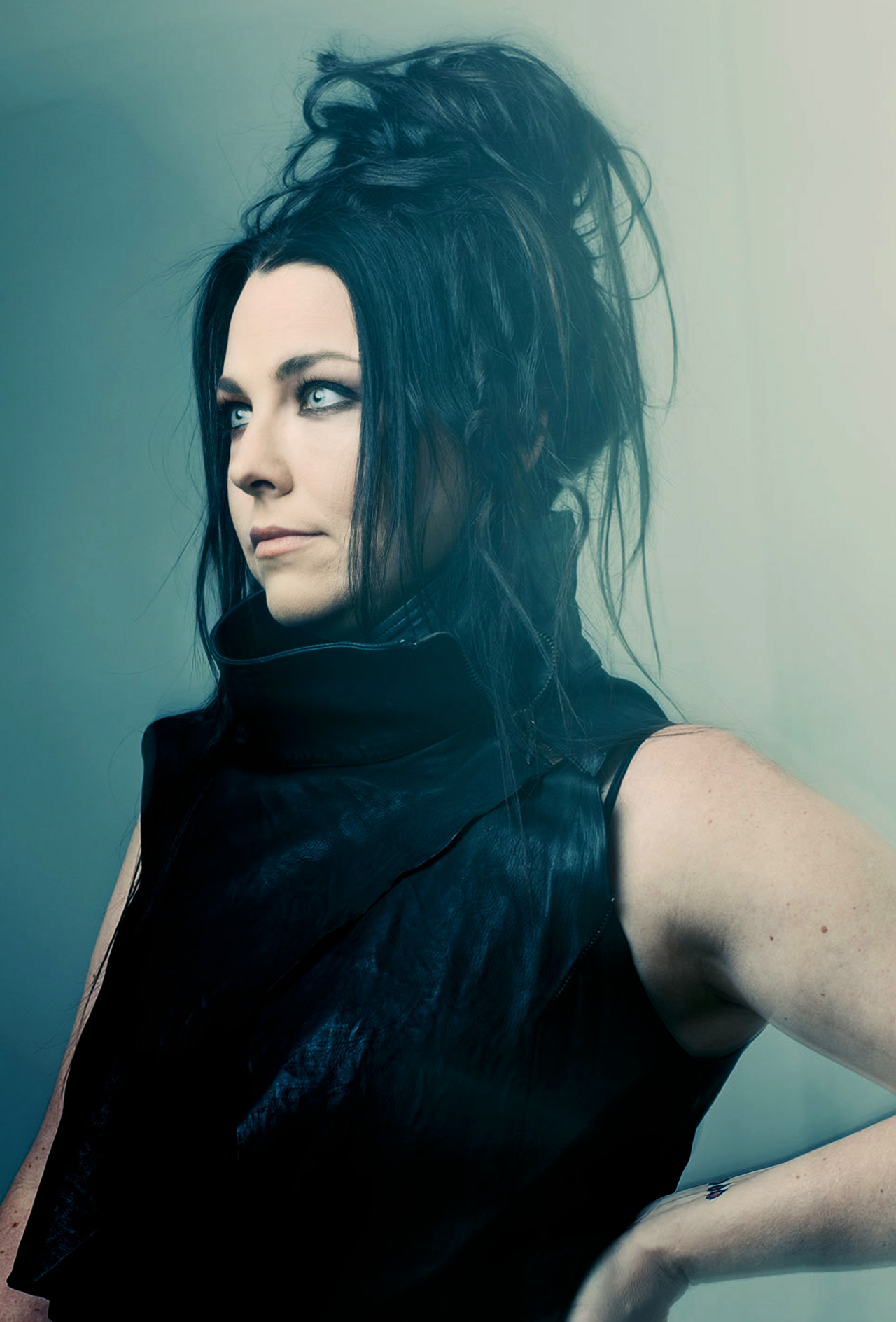 1280x1888
Keywords: amy lee;blue;photoshoot;the bitter truth;sesion;hq