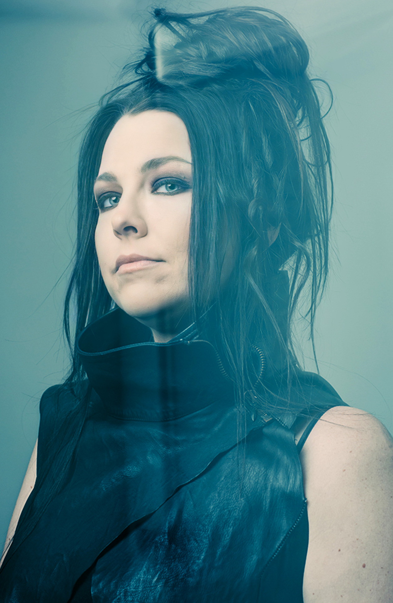 1253x1920
Keywords: amy lee;blue;photoshoot;the bitter truth;sesion;hq
