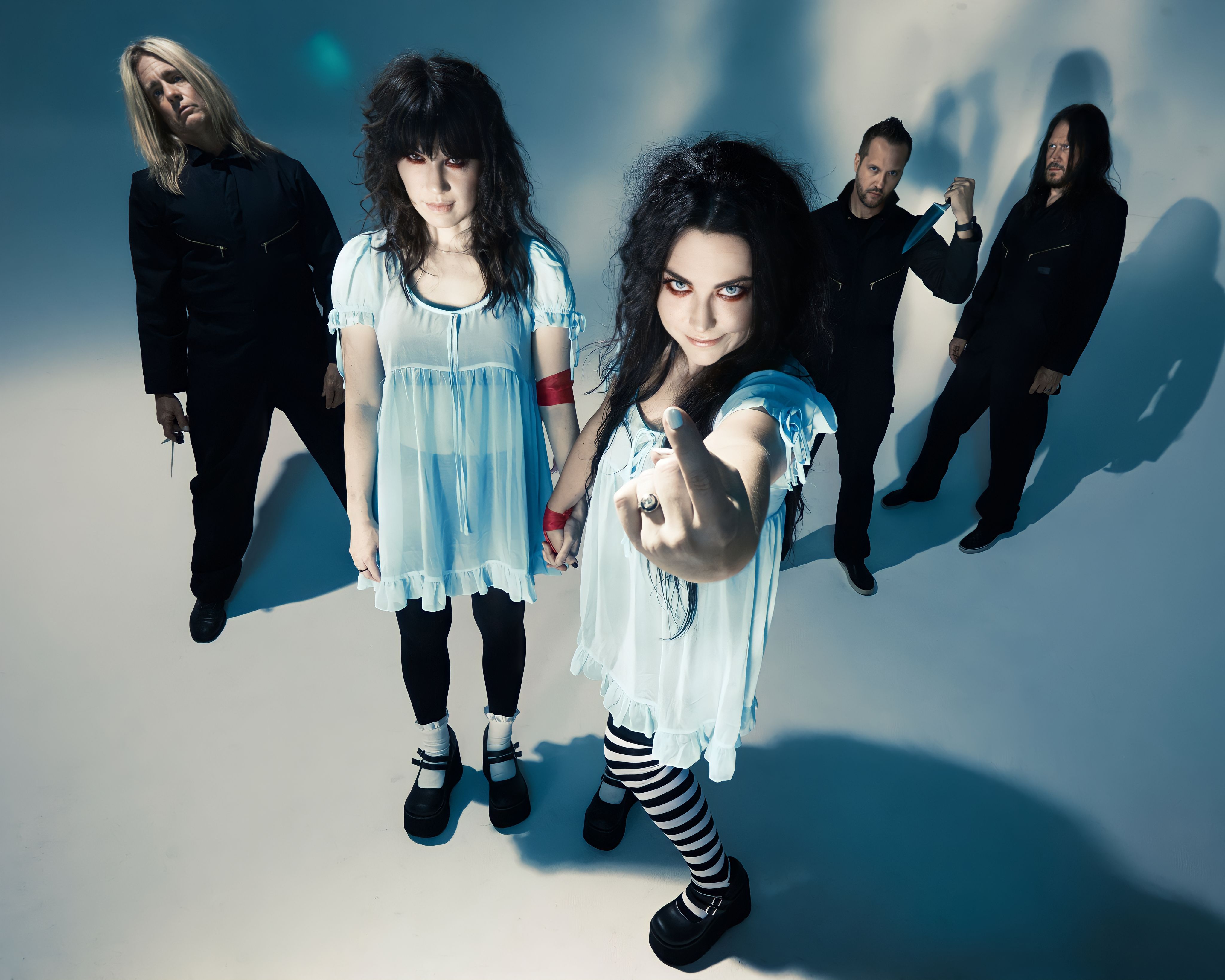 4096x3276
Keywords: the bitter truth;promo;photoshoot;2021;evanescence;band