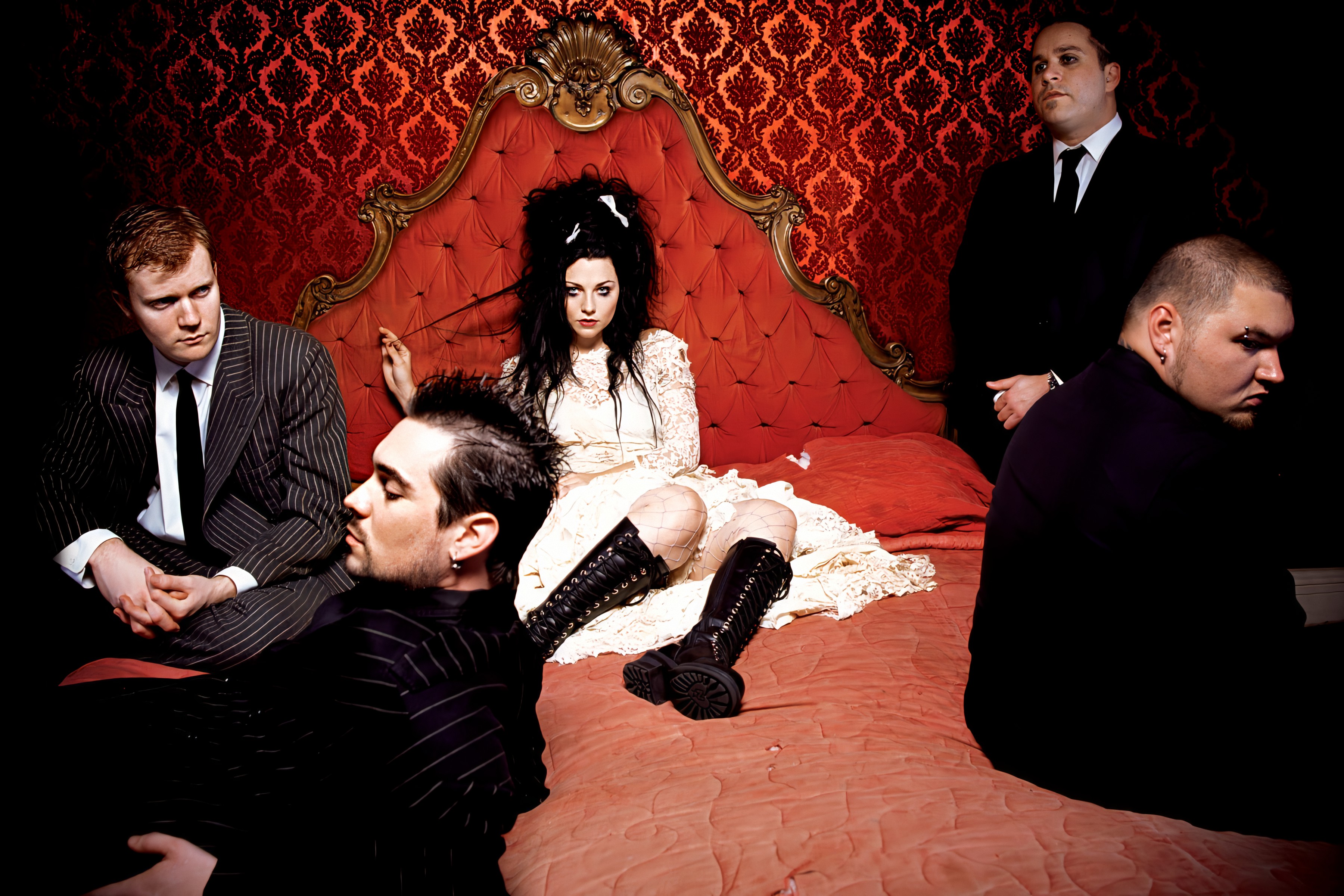 3600x2400
Keywords: anywhere but home;dvd;promo;photoshoot;evanescence;band;red