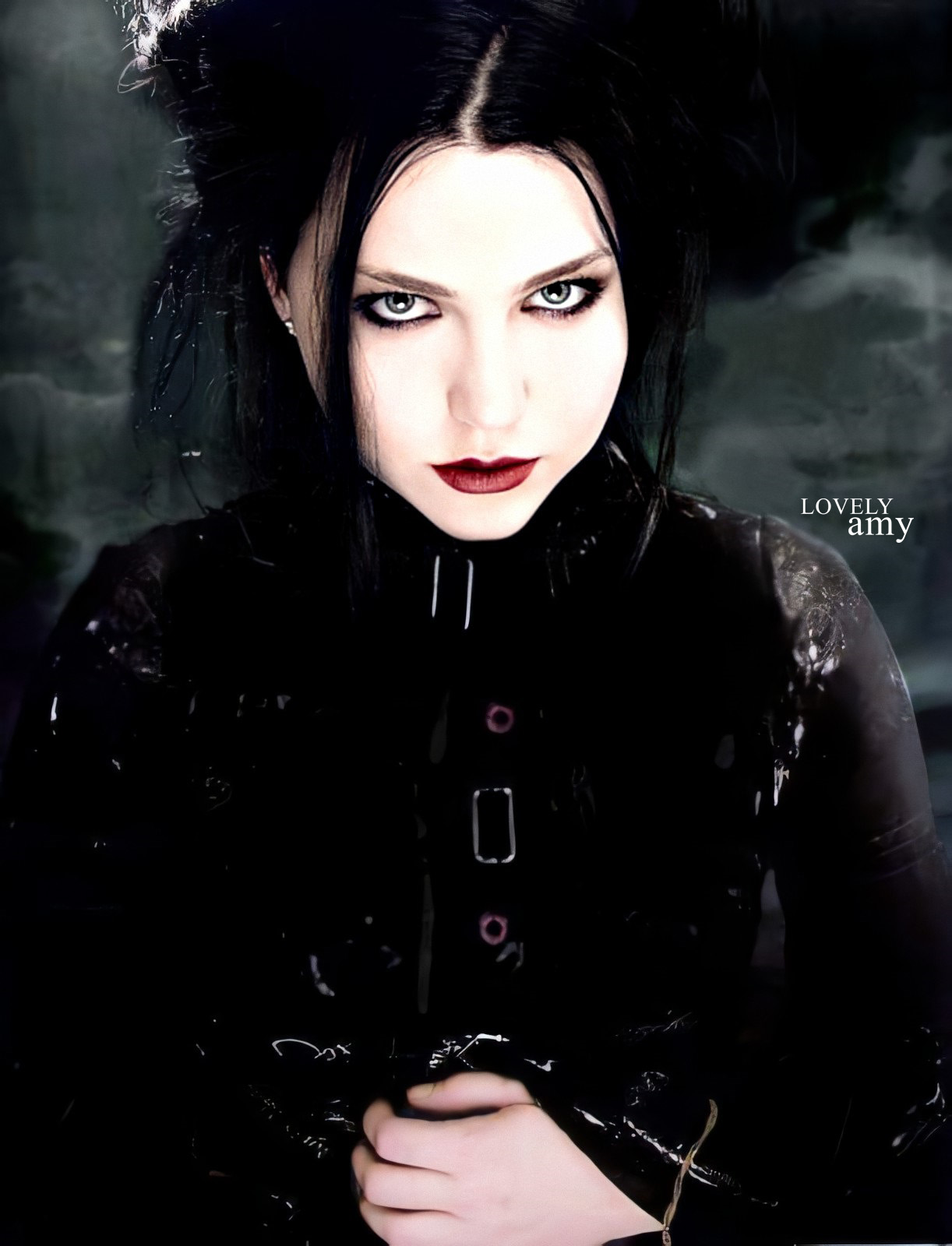 1222x1600
Keywords: amy lee;photoshoot;the open door;black and white;butterfly