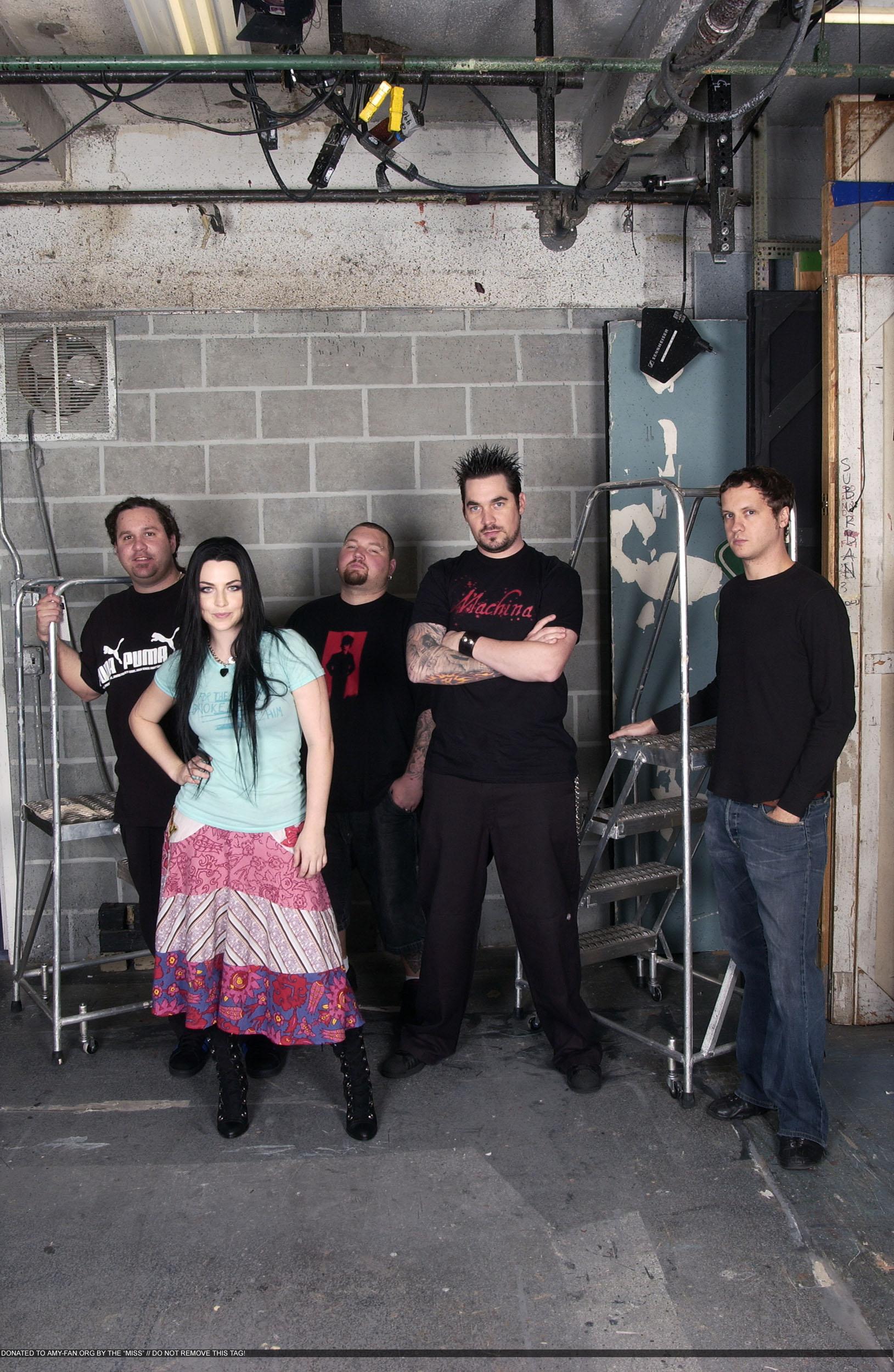 1629x2500
Keywords: the open door;photoshoot:hq;2006;evanescence;band