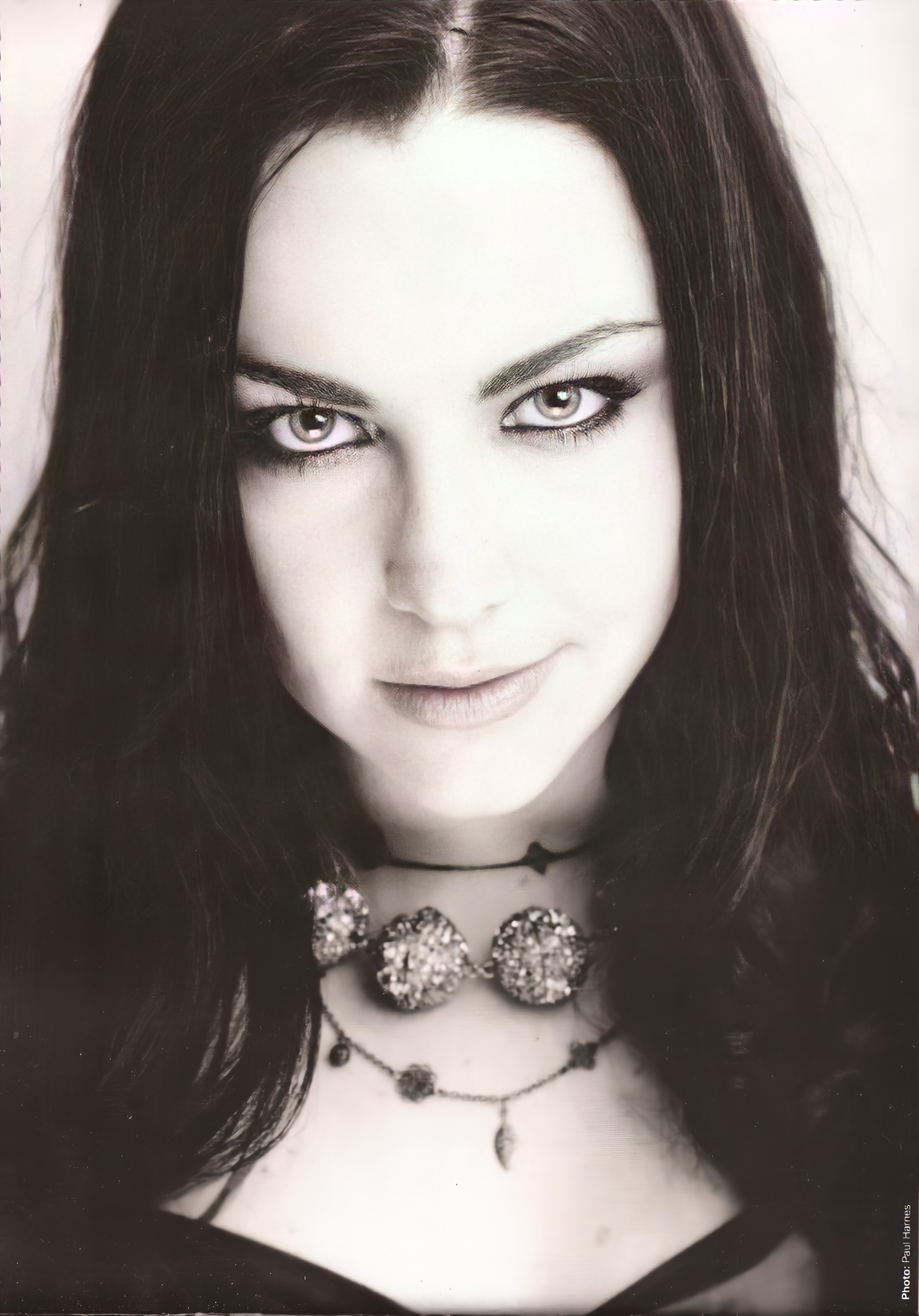 2234x3200
Keywords: amy lee;hq;photoshoot;the open door;2006;sesion