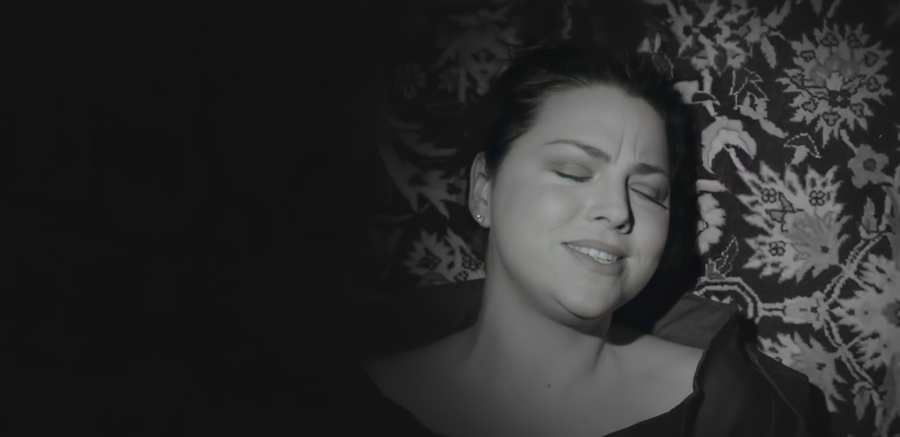 2960x1440
Keywords: amy lee;recover;baby did a bad bad thing;video